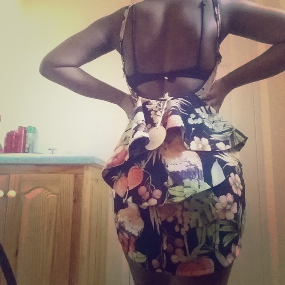 Bodycon, Peplum, Floral Dress w/ Low-Cut Back - Picture 1 of 3